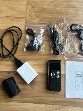 Digital Voice Recorder 8GB Open Box Tested Works